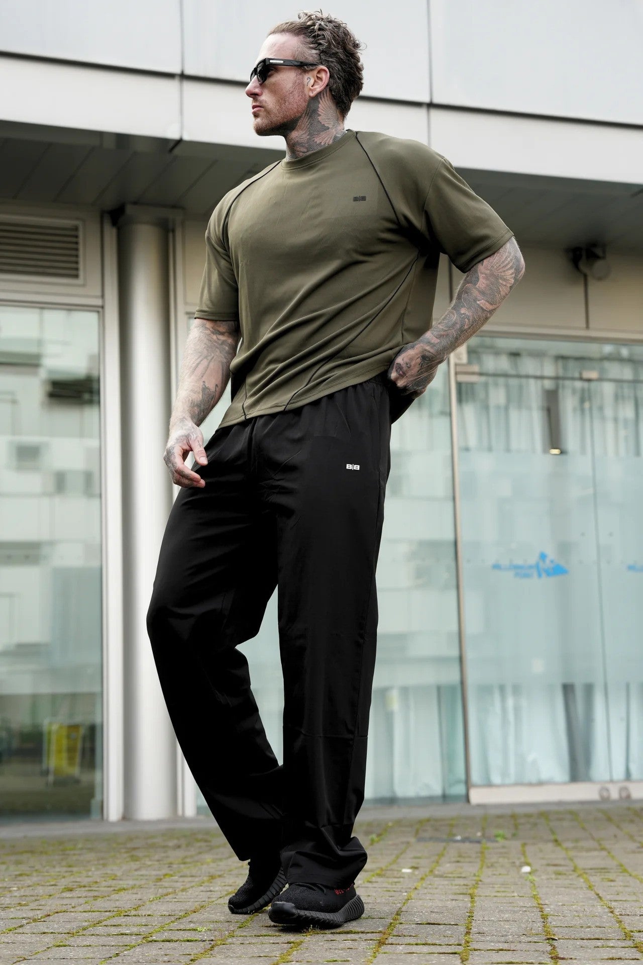 Broncoo WideFlex Oversize Tracksuit